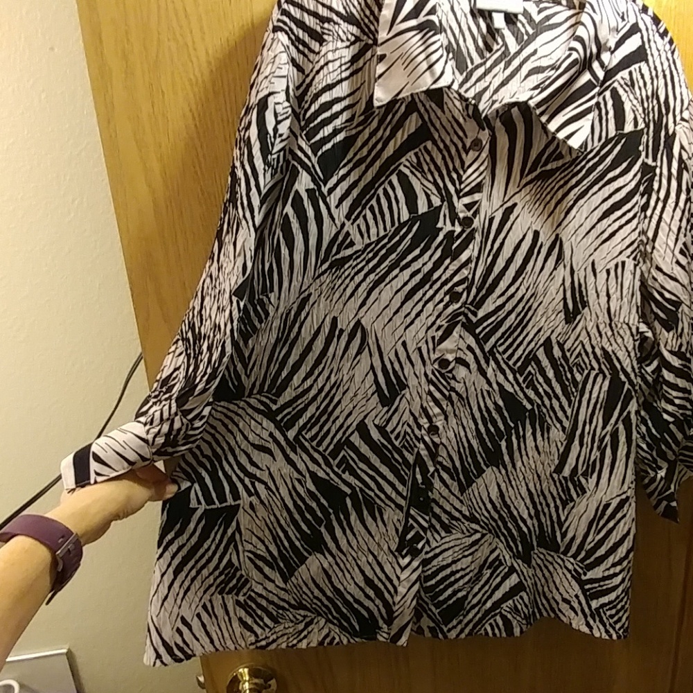 Essentials Blouse - Plus Size 3x - image 7